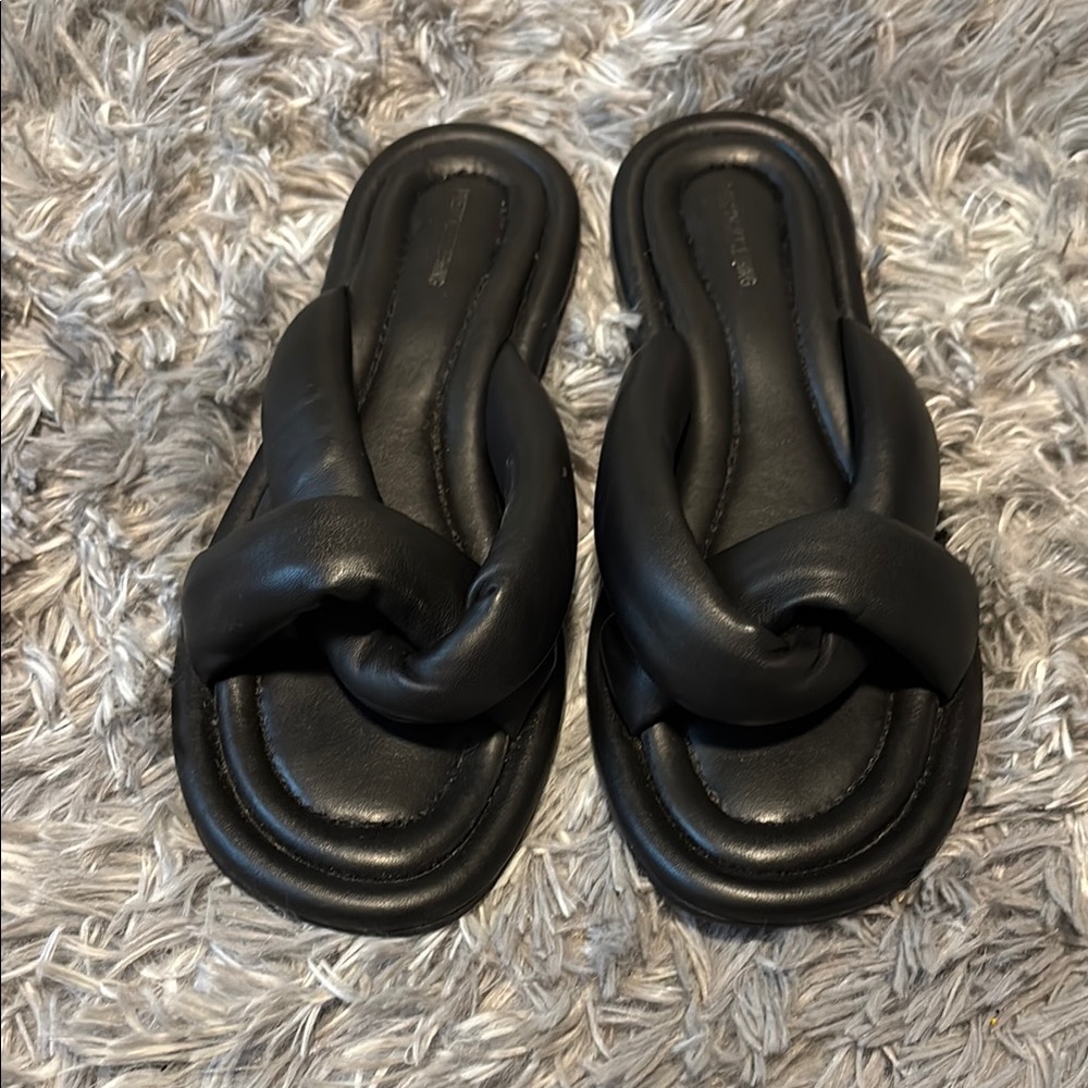 Pretty Little Thing Elegant Black Women's Slide Sandals